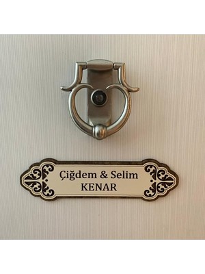 Hediyeniz Bizde Kişiye Özel Ahşap Kapı Isimliği