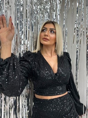 1525 Payetli Kruvaze Bluz Siyah