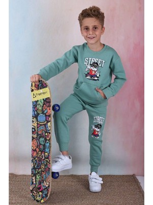 Yağmur Giyim Pjk3i Street Desenli Yeşil Kanguru Cepli 3 Ip Şardonlu  Pamuk Erkek Çocuk Eşofman Takımı 3-10 Yaş 7339-Y