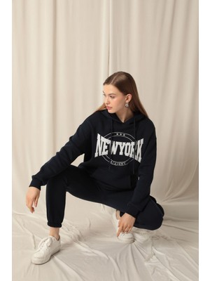 Velora Moda Üç Iplik Newyork Nakışlı Kadın Lacivert Sweat