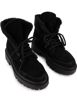 Emel Ayakkabı  Kürklü Modern Bağcıklı Postal Bot Siyah Süet 1560