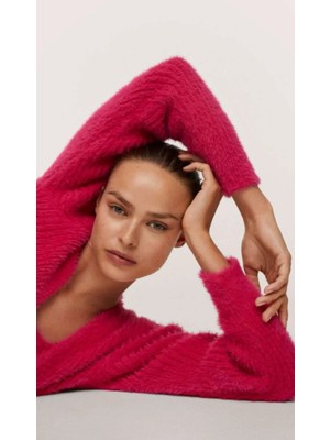 Yumuşak Dokulu Peluş  Düymeli Dokuma Hırka