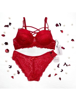 Kadın Dantelli Dolgusuz Balenli Sütyen Takımı