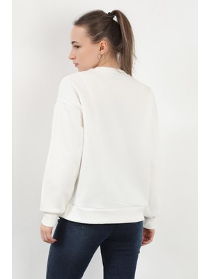 Kadın Bisiklet Yaka Tavşan Baskılı Oversize Sweatshirt Beyaz - 2586