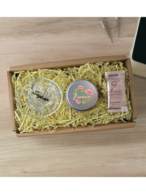 Bk Gift Kişiye Özel Isimli Cam Kahve Fincanı & Türk Kahvesi & Gümüş Metal Kutuda Kokulu Mum  Seti-1, Anneye , Anneler Günü leri