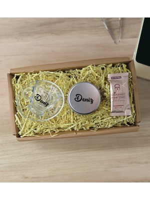 Bk Gift Kişiye Özel Isimli Dtf Cam Kahve Fincanı & Türk Kahvesi & Gümüş Metal Kutuda Kokulu Mum  Seti-1, Arkadaşa , Sevgiliye , Doğum Günü si