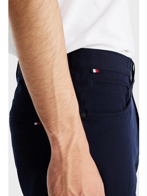 Tommy Hilfiger Regular Fit Normal Bel Düz Paça Pantolon Erkek Pantolon MW0MW38129 Dw5