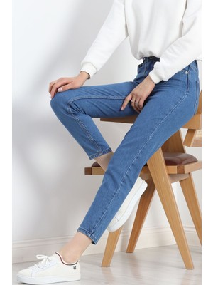 Lisinya Mom Boyfriend Jeans Açık