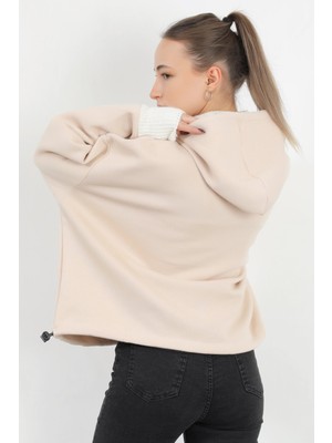 Kadın Nakışlı Yaka ve Kol Ucu Triko Detaylı Kapüşonlu Sweatshirt Taş – 5074