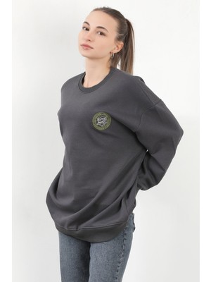 Kadın Adventure 3 Ip Nakışlı Bisiklet Yaka Oversize Sweatshirt Antrasit - 9003