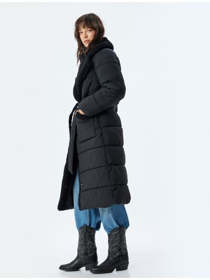 Koton Uzun Şişme Mont Peluş Su Itici Fermuarlı Cepli