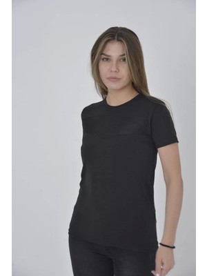 Kadın Gögüs Fileli Slim Fit T-Shirt - Siyah