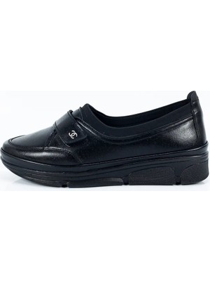 Kadın Siyah Ortopedik Bantlı Babet Ayakkabı