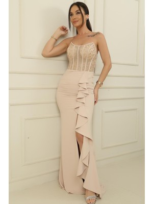 Kadın Üstü Boncuk Işlemeli Balenli Transparan Önü Volanlı Yırtmaçlı Astarlı Uzun Elbise