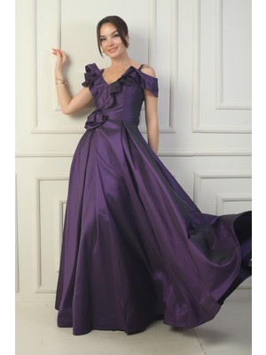 By Saygı Kadın Ip Askılı Kayık Yaka Gül Detaylı Astarlı Cepli Uzun Tafta Abiye Elbise