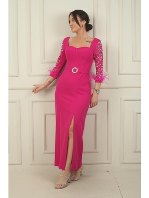 By Saygı Kadın Kalp Yaka Beli Tokalı Kolları Taş Işlemeli Yırtmaçlı Uzun Krep Elbise