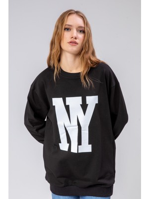 Fancy Kadın Bisiklet Yaka Ny Baskılı Regular Sweatshirt Siyah