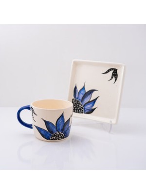 Ayçiçek Desenli Çini Fincan ve Tabağı