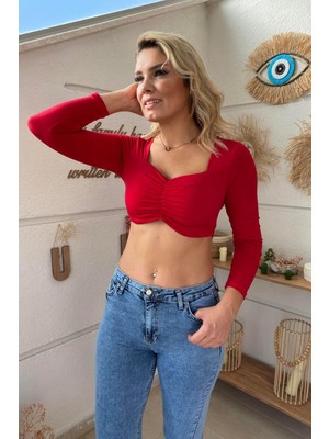 Aychayla  Göğüs Büzgü Detay Crop Bluz