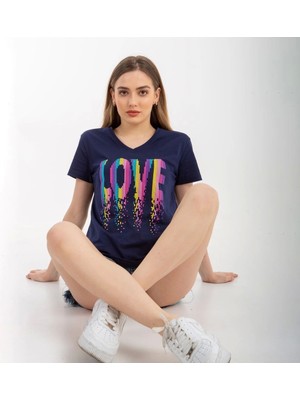 Kadın Lacivert Love Baskılı V Yaka Tshirt Regular Fıt