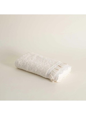 Ecocotton Alessa Krem Renk 50X90 cm Dantelli Yüz Havlusu