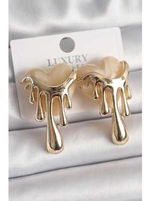 Pirinç Gold Renk Beyaz Sedefli Akan Kalp Model Kadın Küpe