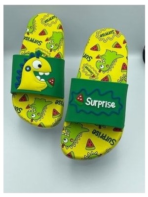 Gezer Kaydırmaz Taban Dinazor Desenli Çocuk Terlik Yeşil Renk Erkek Çocuk İçin Plaj ve Havuz Kullanımı