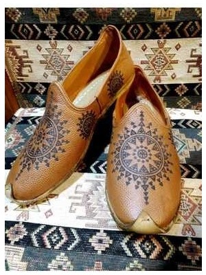 Yemeni Çarık  Lazerli Mdel Osmanlı Yemeni Dünyası Deri Yemeni Kahve Renk