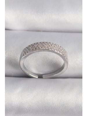 Ezo Concept Pirinç Gümüş Renk Zirkon Taşlı Vip Seri Kadın Yüzük