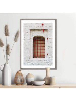 Kırmızı Demirli Pencere 1 Çerçeve ve Poster -  M1050