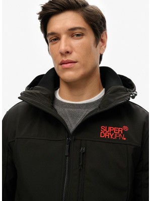 Superdry Siyah Erkek Mont M5011926A02A_HOODED Soft Shell Trek