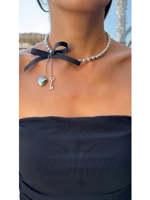 Jewine Studio Doğal Hematit ve Gümüş Kaplama Kalp & Anahtar Figürlü Şık Choker Kolye