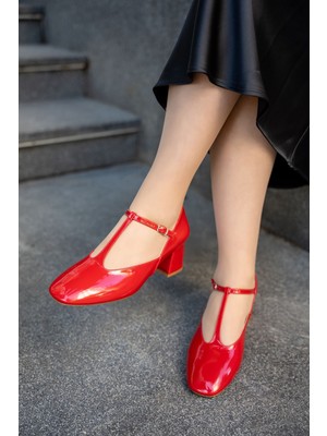 Laminta Suarez Rugan Şerit Detaylı Kadın Vintage Topuklu Ayakkabı