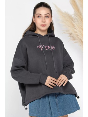 Gülseli Kapüşonlu Free Nakışlı Üç Iplik Şardonlu Sweatshirt