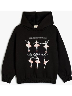 Koton Baskı Detaylı Uzun Kollu Kapşonlu Sweatshirt