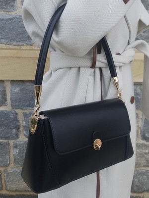 Madame Suni Deri Kilit Detaylı Tokalı Retro Vintage Dikdörtgen Kadın El, Kol, Baget ve Omuz Çanta