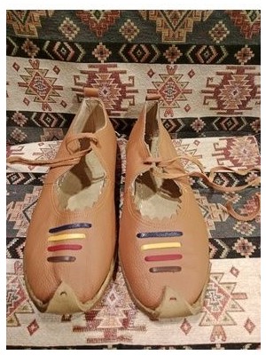 Osmanlı Yemeni Dünyası Yemeni (Çarık), Bağcıklı Kadın Model, Deri Yemeni, Taba Renk.