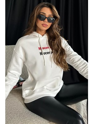 Gülseli Kapüşonlu Şardonlu Yazı Baskılı Kadın Sweatshirt