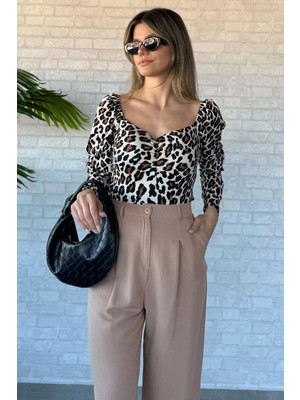 Gülseli Kadın Leopar Desen Crop Top Bluz