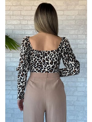 Gülseli Kadın Leopar Desen Crop Top Bluz