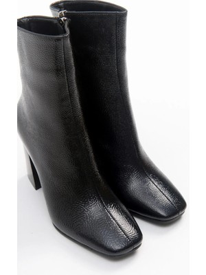 Zoe3 Style Kadın Tll Siyah Kırışık Rugan 13 Punt Kalın Topuk Bot