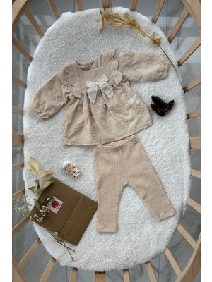 Tongs Fiyonklu Yaka Detaylı Fistolu Brodeli Takım