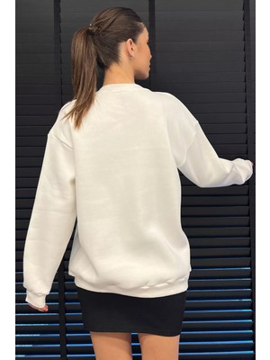 Gülseli Bisiklet Yaka Taş Detaylı Şardonlu Sweatshirt