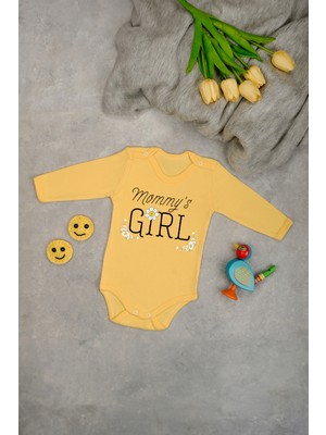 %100 Pamuk Mommy's Girl Yumuşak Baskılı Omuz Çıt Çıt Zıbın