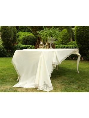 Mina Model Fransız Güpürlü Masa Örtüsü 1 Adet