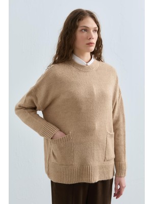 Nihan Cep Detaylı Oversize Triko Tunik  Bej