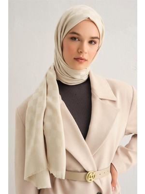 Armine Viscon Kare Desen Şal 15