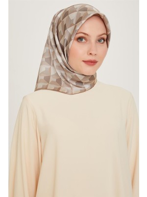 Armine Klasik Desenli Sura Saf İpek Eşarp 9204D 85