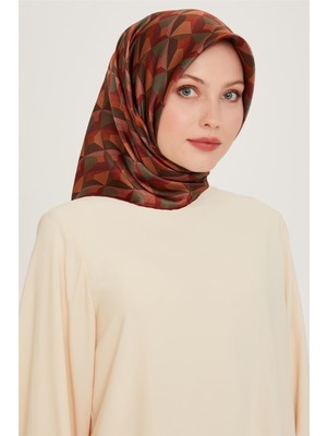 Armine Klasik Desenli Sura Saf İpek Eşarp 9204D 82