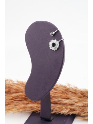 By Zeyna Aksesuar  Kadın Altın Kaplama Baget Zirkon Taşlı Earcuf Kıkırdak Küpe